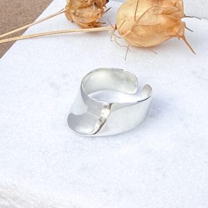 Bent ring